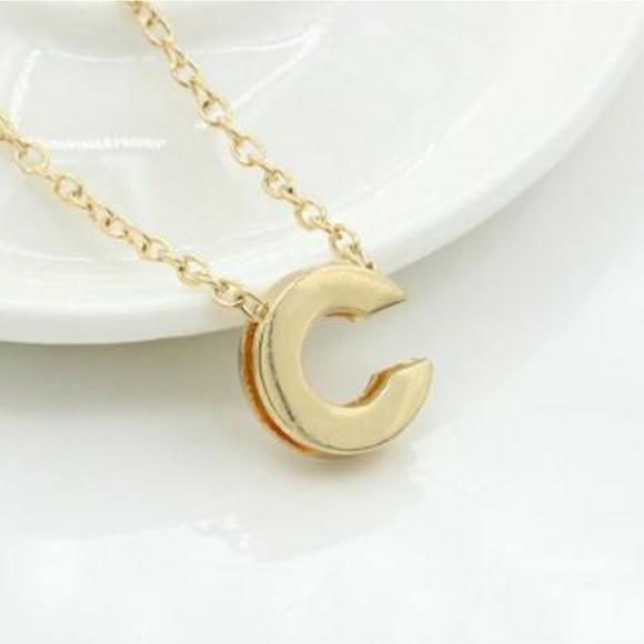 Fashion gold color letter C necklace - Picture 2 of 2